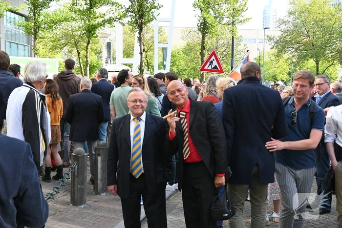 Honderden herdenken Pim Fortuyn