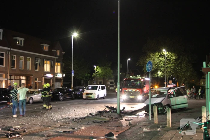 Zwaar gewonde bij frontale crash