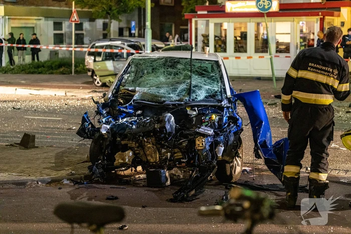 Zwaar gewonde bij frontale crash