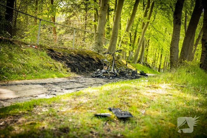 Opnieuw gaan Go Sharing-deelscooters in vlammen op