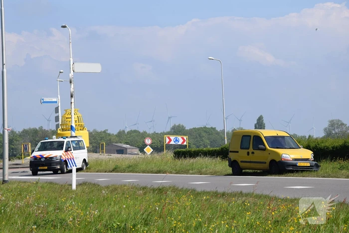 Schade na ongeval op rotonde