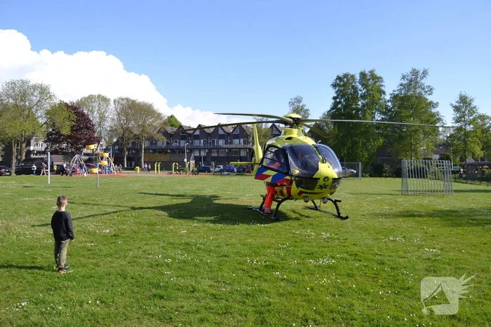 Traumahelikopter trekt veel bekijks