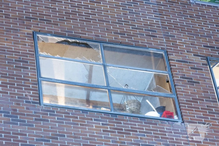 Gewonde bij explosie in woning