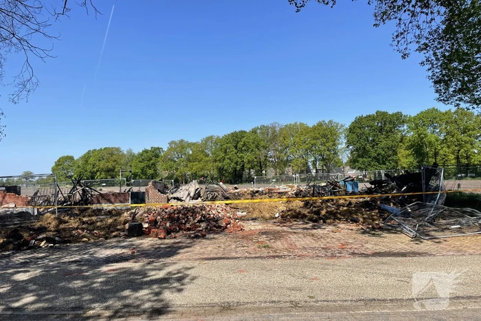 Day-after grote brand bij boerderij