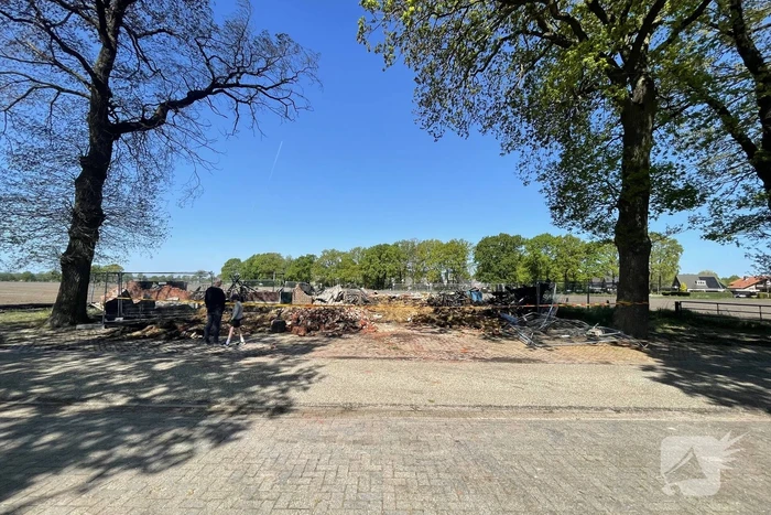 Day-after grote brand bij boerderij