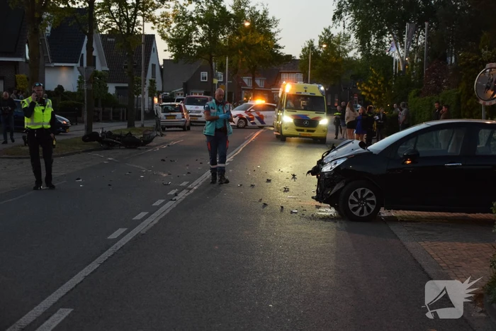 Veel schade bij ongeval met motorrijder