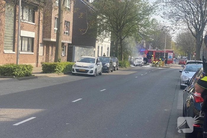 Auto verwoest vanwege brand