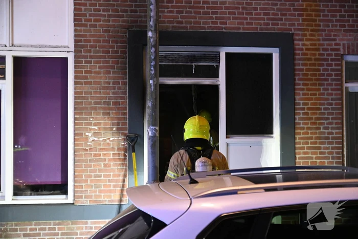 Woningen ontruimd door scooterbrand