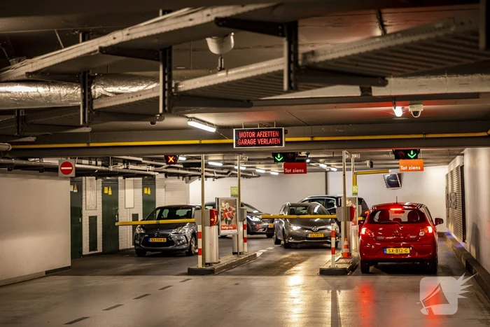 Q-Park parkeergarage dicht na brandmelding