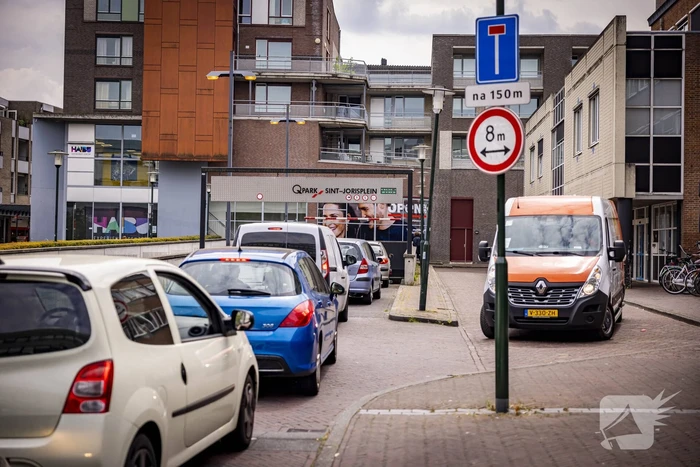 Q-Park parkeergarage dicht na brandmelding