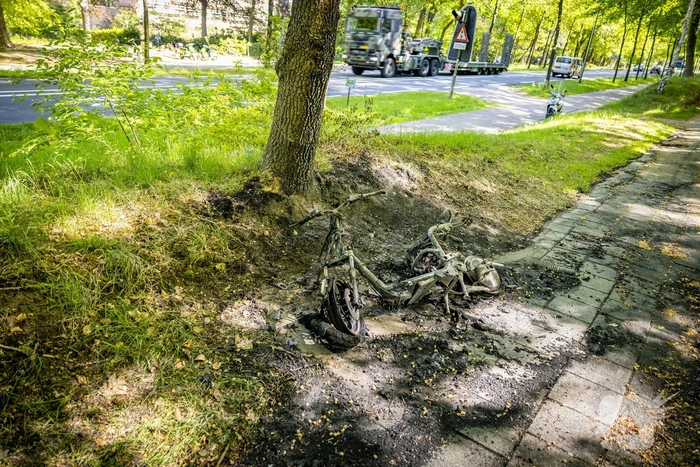 Keistad geteisterd door scooterbranden