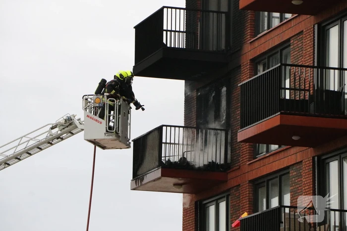 Grote schade na brand op balkon
