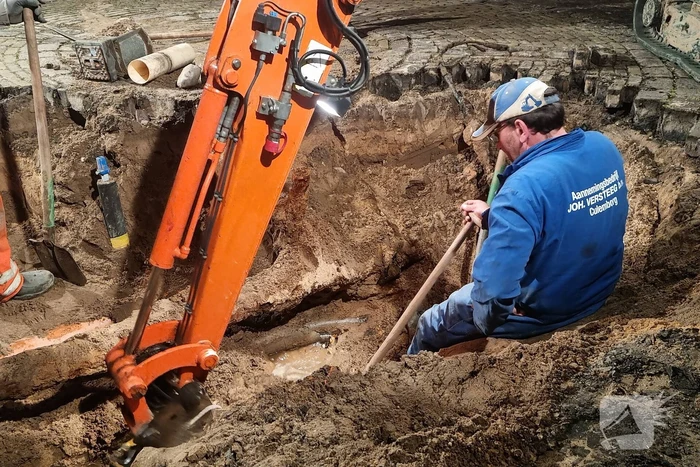 Meerdere wegen afgesloten vanwege waterlekkage