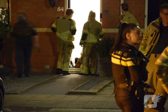 Brandweer doet urenlang onderzoek