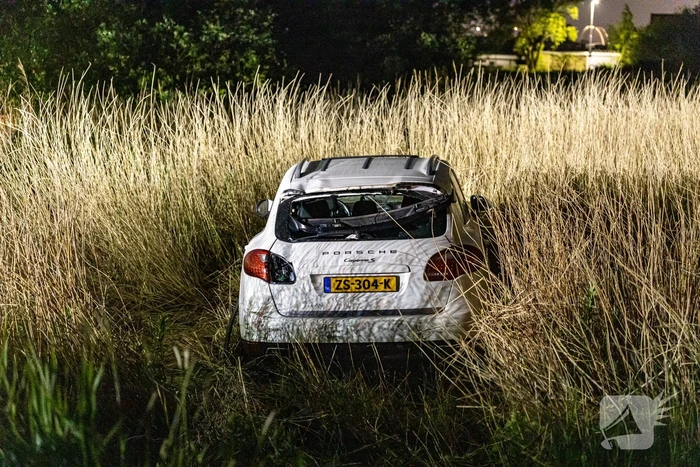 Porsche gevonden in bosjes