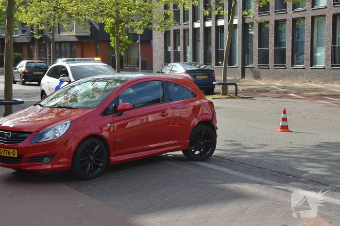 Flinke schade na botsing met afslaande auto