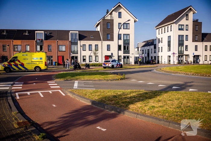 Beschonken scooterrijder gaat hard onderuit