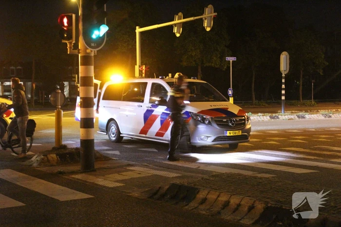Fietser en automobilist botsen op elkaar