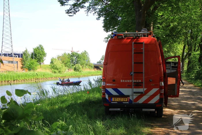 Groot onderzoek langs kanaal