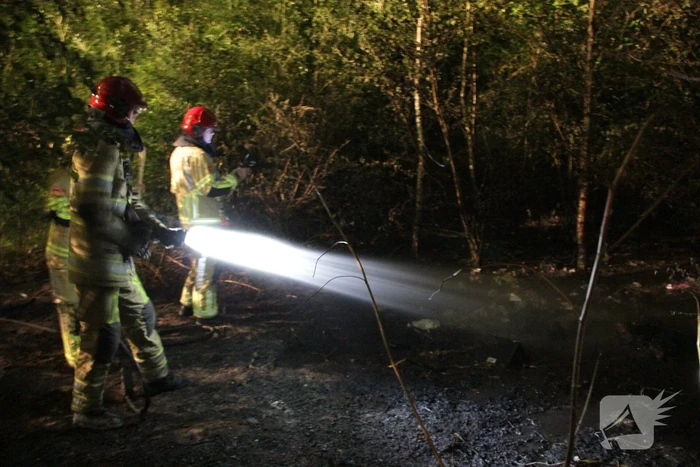 Bosbrand ontstaan door kampvuur