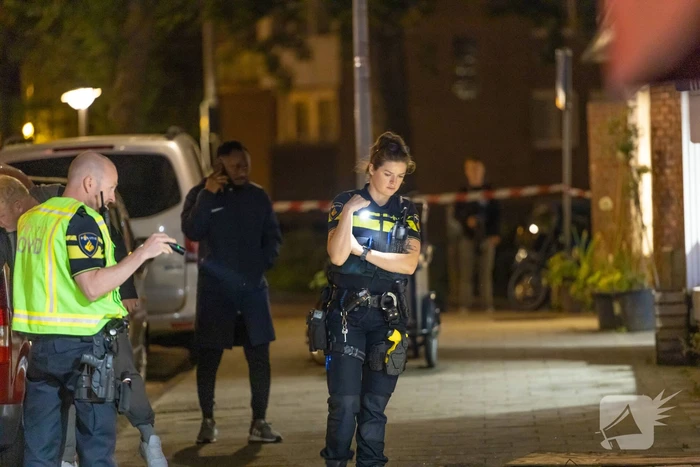 Aanslag met zwaar vuurwerk bij kapperszaak