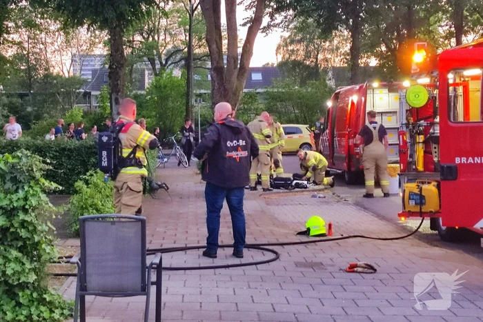 Woningbrand trekt veel bekijks van omwonenden