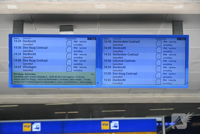 Geen treinverkeer richting Den Haag door aanrijding persoon
