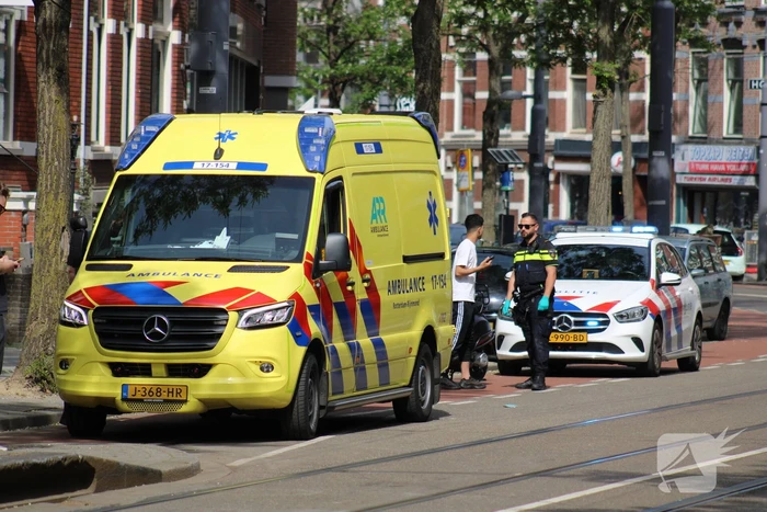 Scooterrijder gewond aan been na val