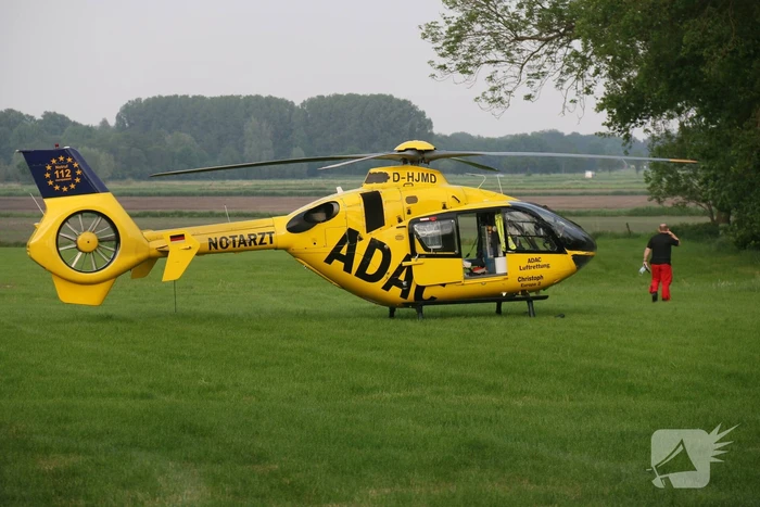 Kind valt van trap traumahelikopter opgeroepen