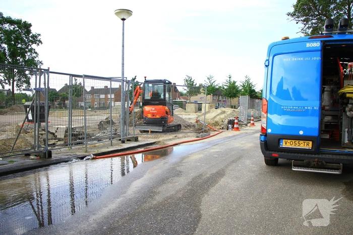 Brandkraan geraakt bij graafwerkzaamheden