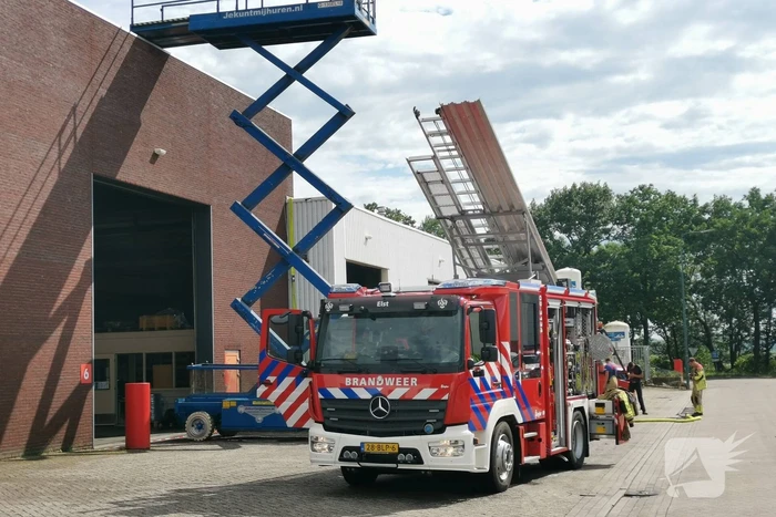 Dak staat op instorten door noodweer