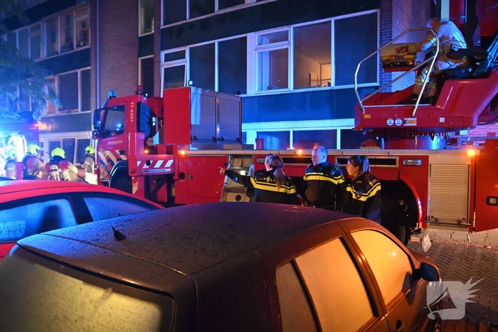 16 apartmenten ontruimd bij brand in kelder