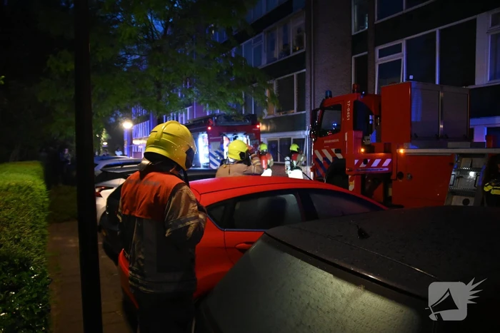 16 apartmenten ontruimd bij brand in kelder