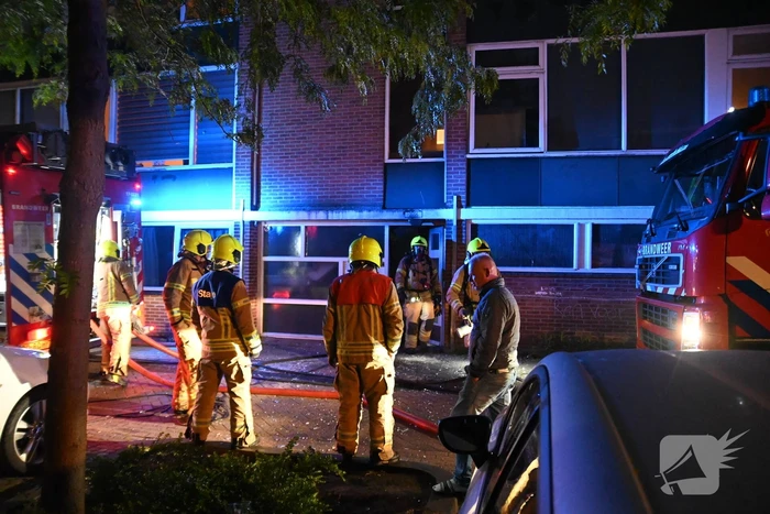 16 apartmenten ontruimd bij brand in kelder