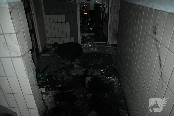 16 apartmenten ontruimd bij brand in kelder