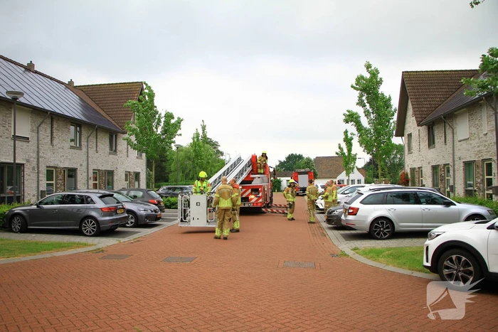Dakpannen waaien van dak