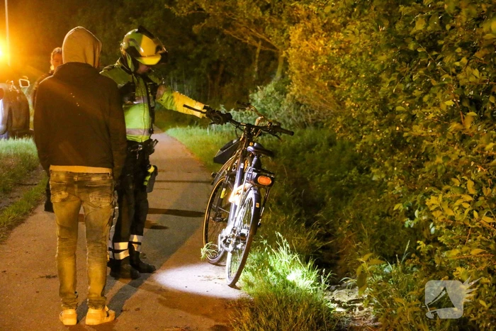 Fietser zwaargewond na val op fietspad