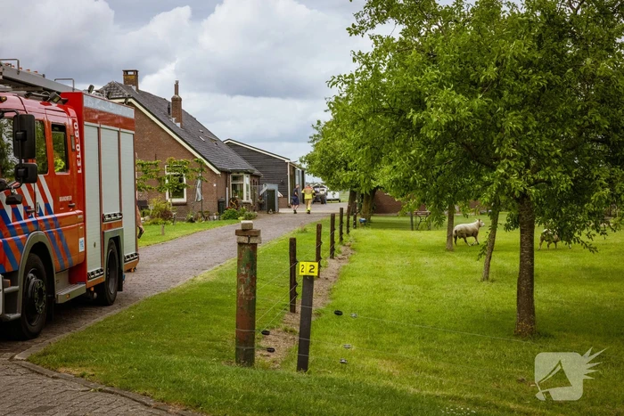 Veel rook bij afvalverbranding op terrein boerderij