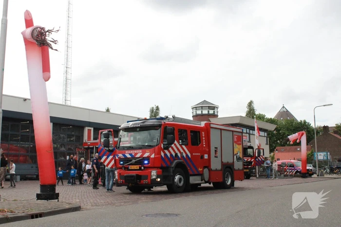 Open dag brandweerkazerne druk bezocht