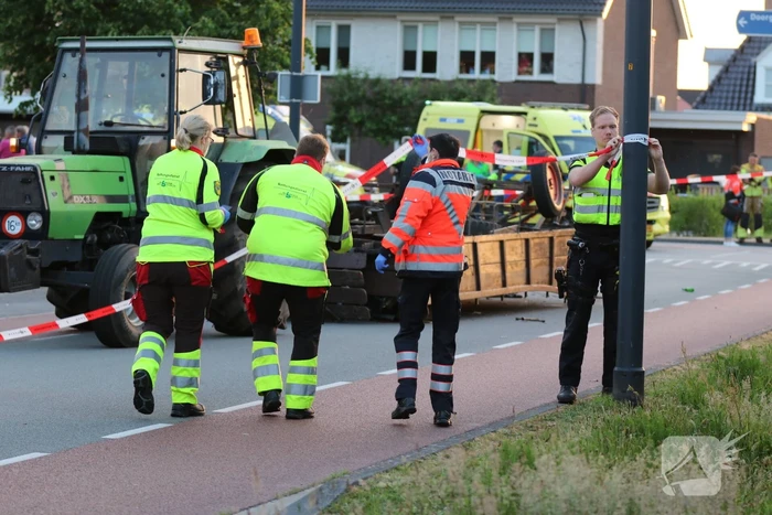 Meerdere gewonden nadat kampioenswagen kantelt