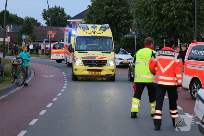 Meerdere gewonden nadat kampioenswagen kantelt