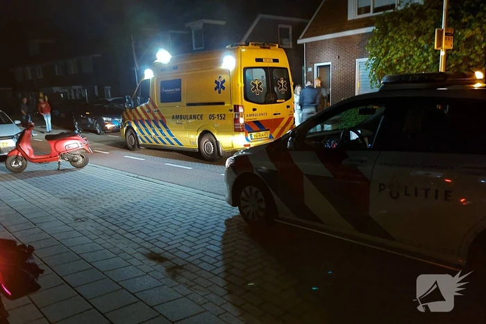 Scooterrijder en fietser gewond bij botsing