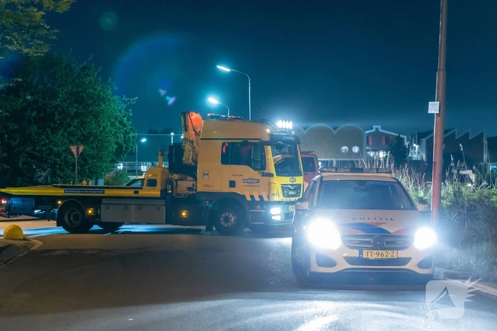 Bestuurder belandt in sloot en slaat op de vlucht