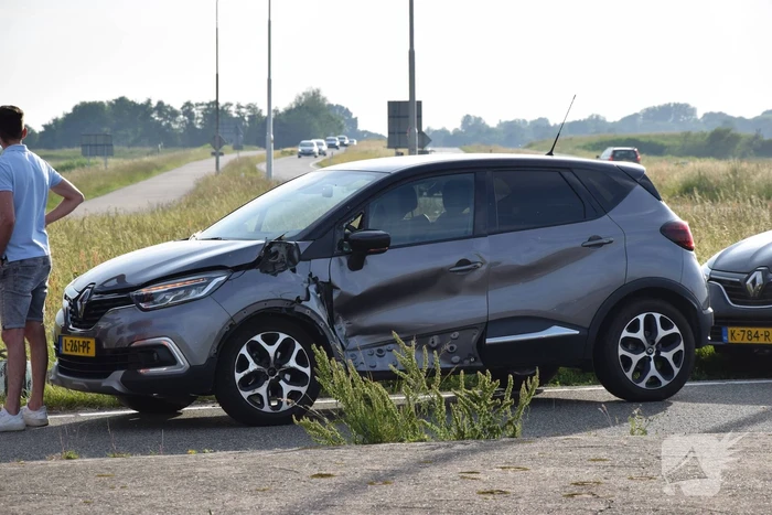 Motorrijder gewond bij botsing met auto