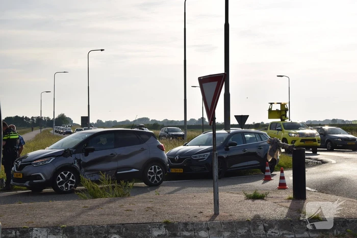 Motorrijder gewond bij botsing met auto
