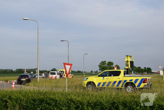 Motorrijder gewond bij botsing met auto