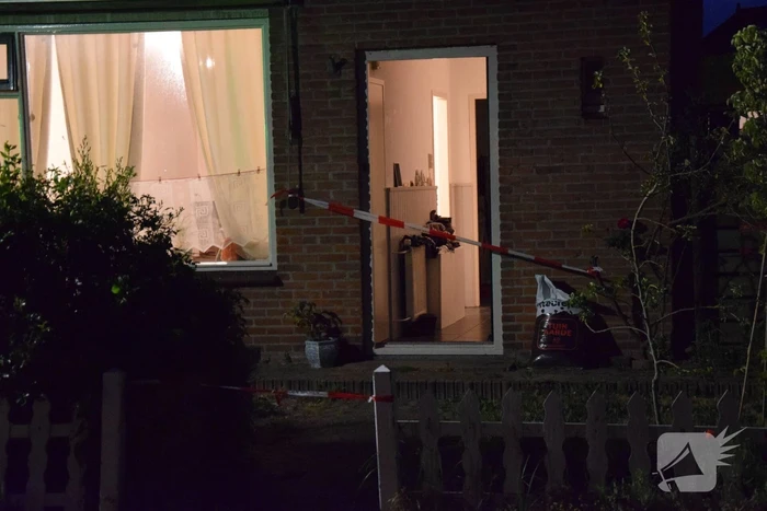Vrouw op straat overgoten met zuur