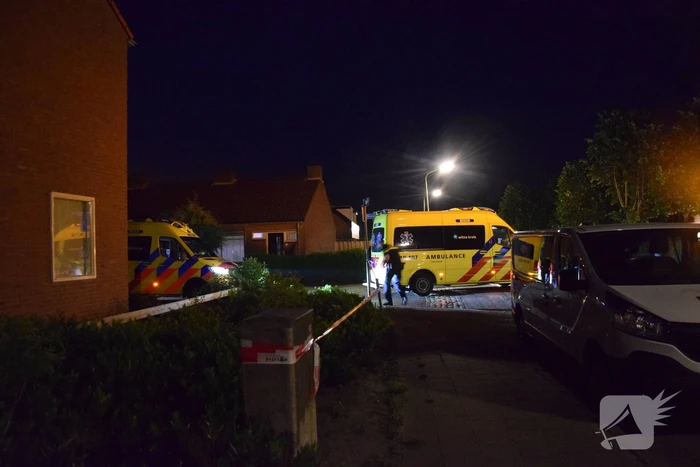 Vrouw op straat overgoten met zuur