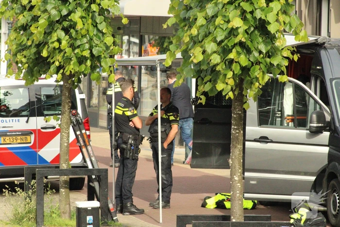 Overleden persoon in stadsgracht aangetroffen