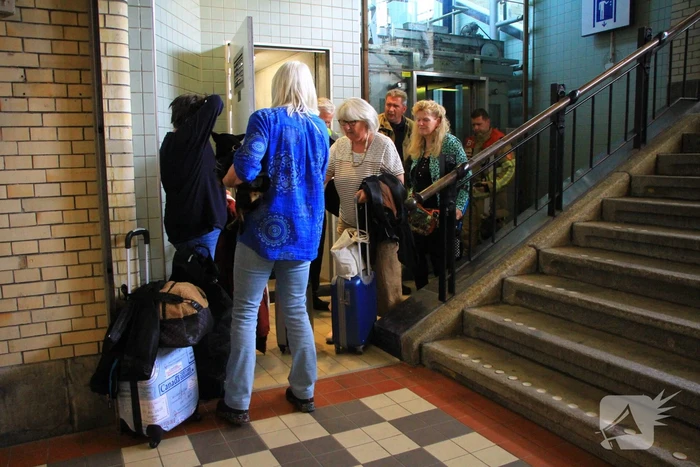 Wederom personen vast in lift NS-station